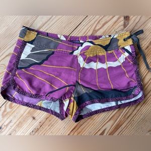 Patagonia wavefarer shortie board short size 4